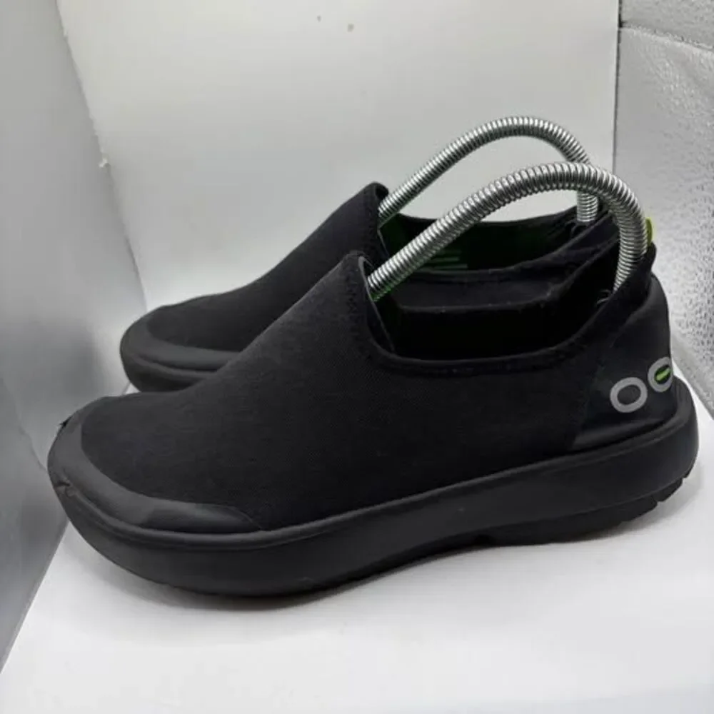 Women’s OOFOS Eezee Low Shoes Size 9